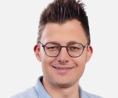 Joshua-Hoerberg_Portait_450px.jpg?ts=1759390841